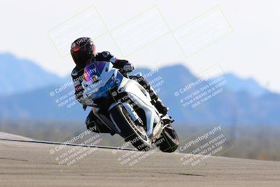 media/Jan-08-2022-SoCal Trackdays (Sat) [[1ec2777125]]/Turn 9 (125pm)/